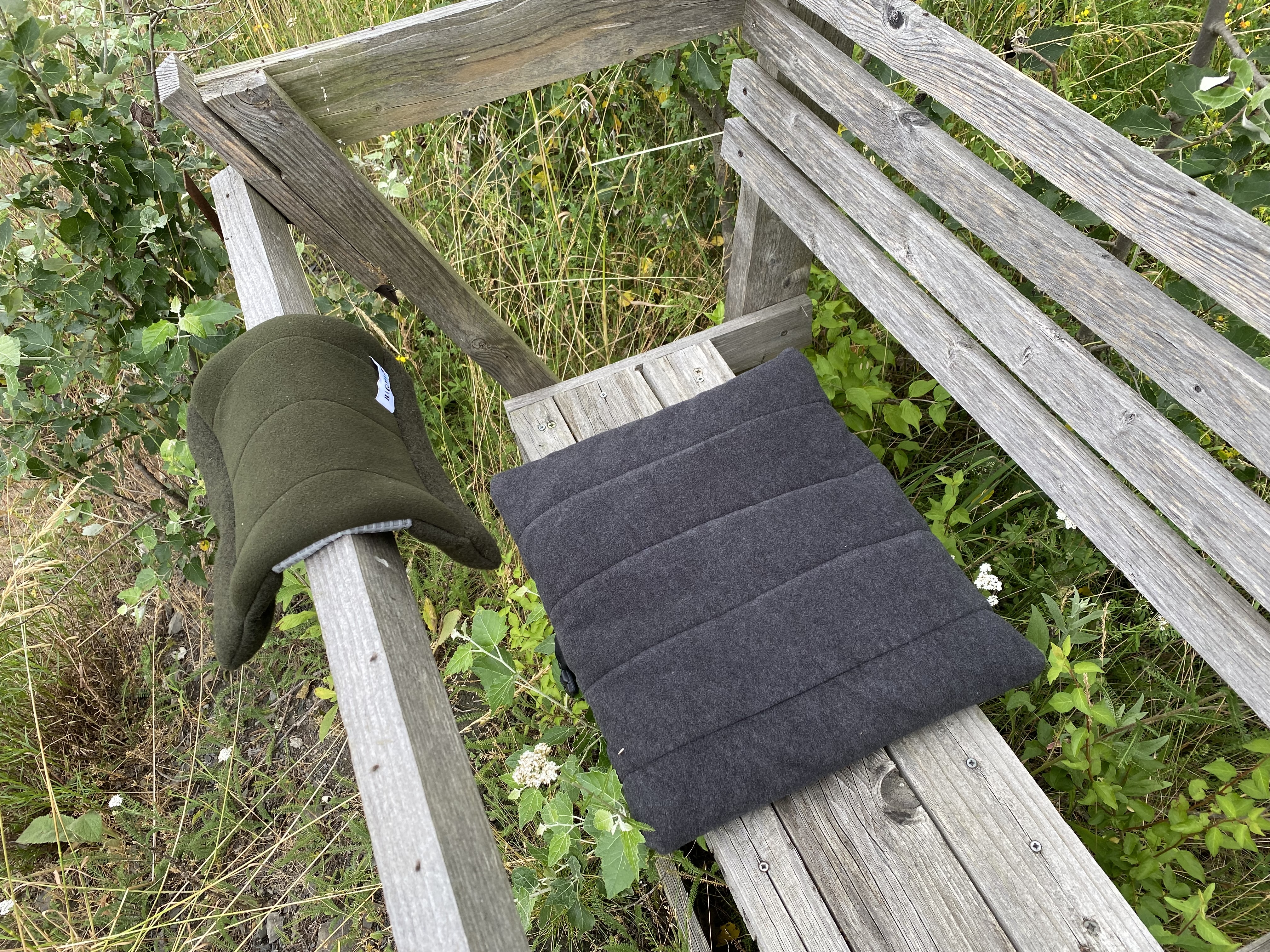 Set bestehend aus Waffenauflage 80904 + Sitzkissen 80903