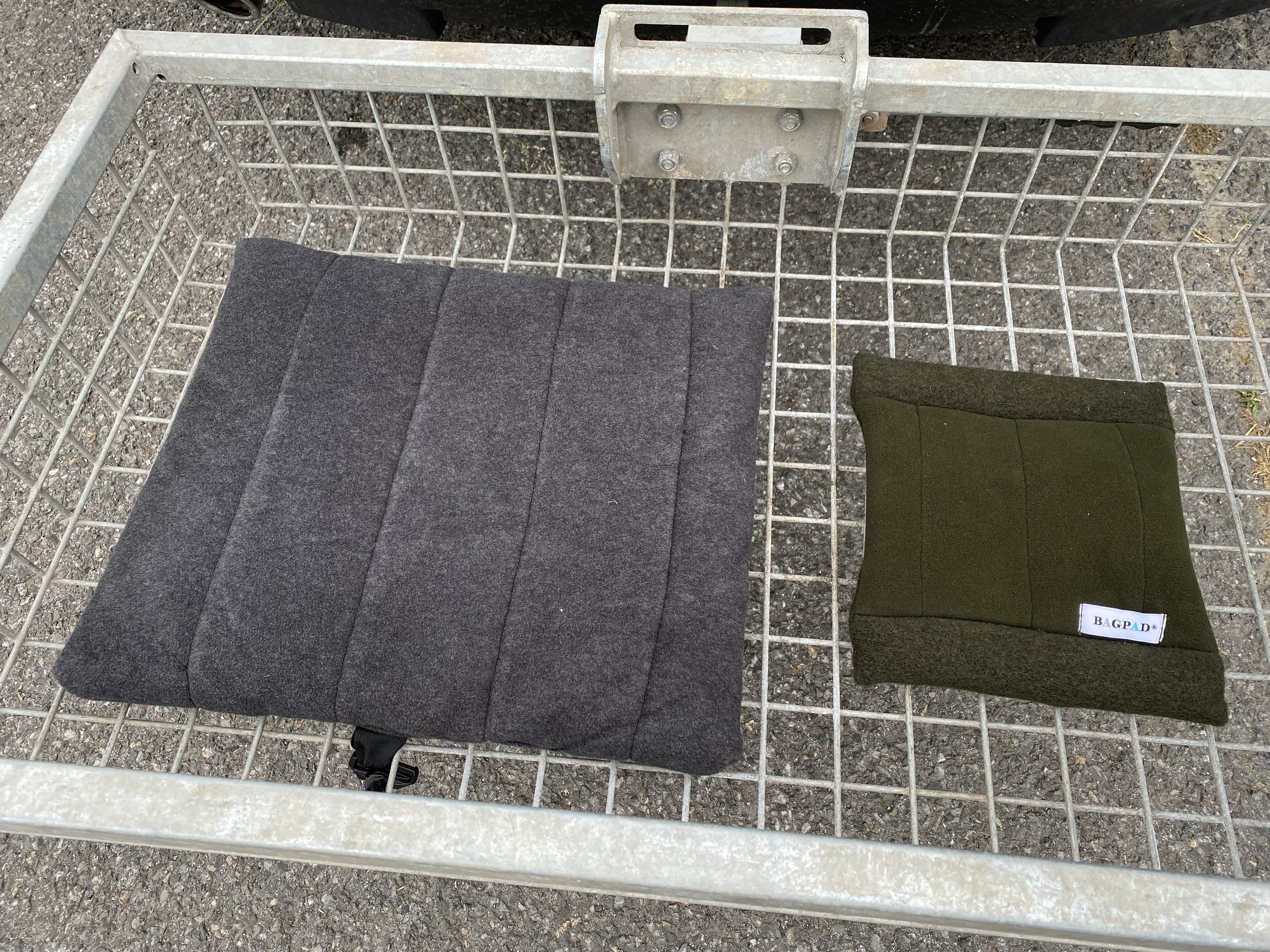 Set bestehend aus Waffenauflage 80904 + Sitzkissen 80903